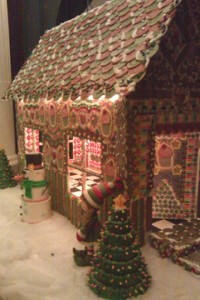 gingerbread house low